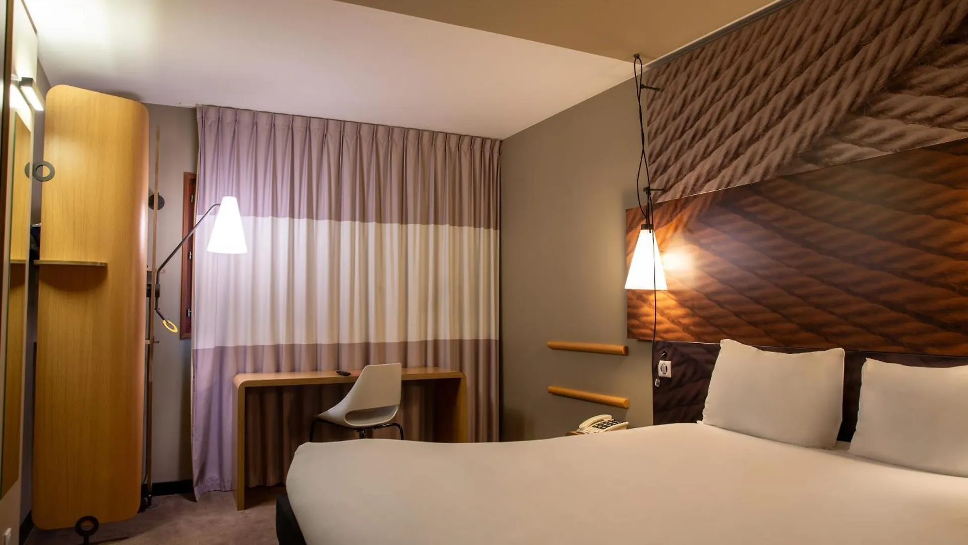 Ibis Bercy Village 12ème 3* Paris