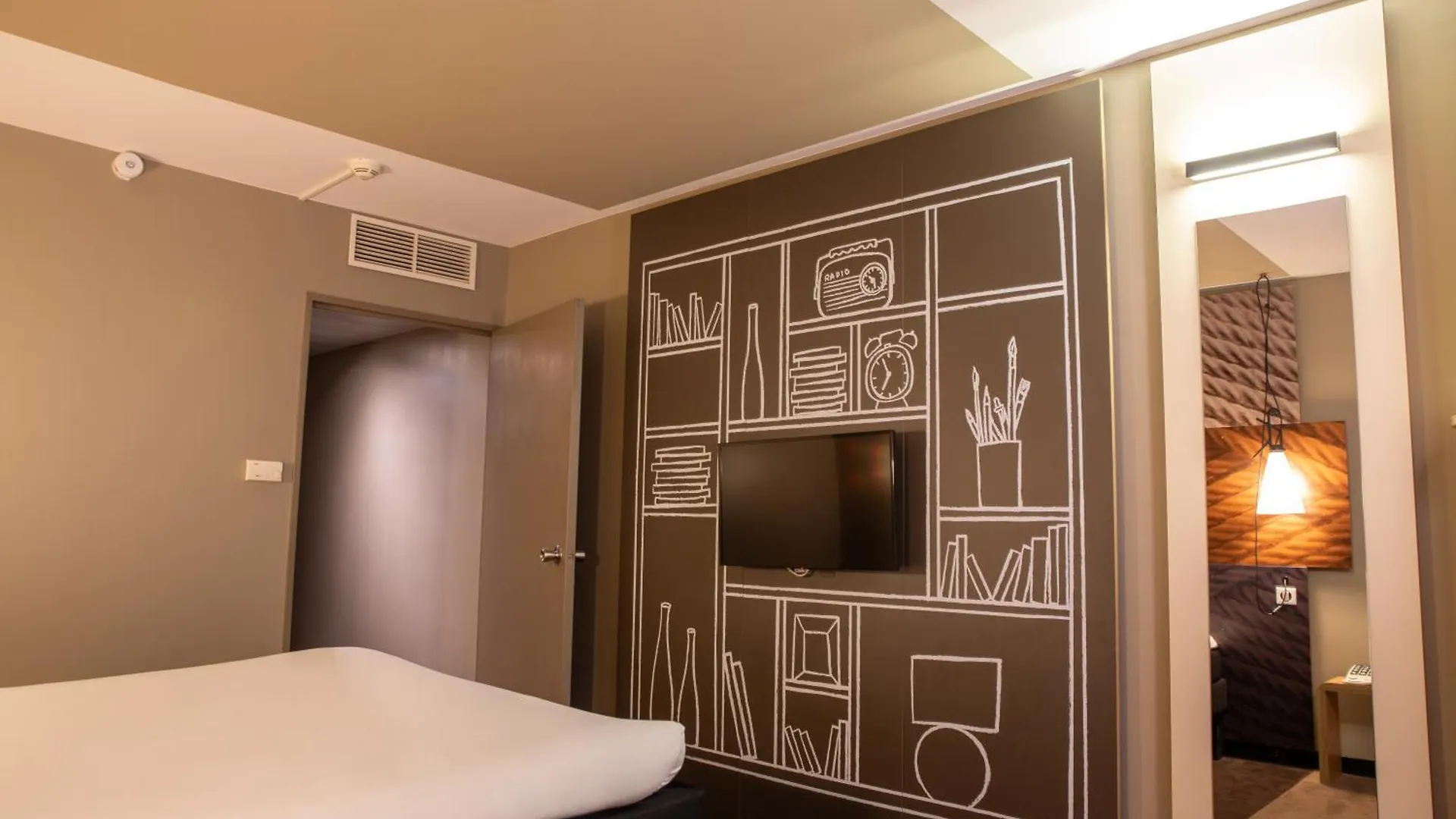 Hotel Ibis Bercy Village 12ème